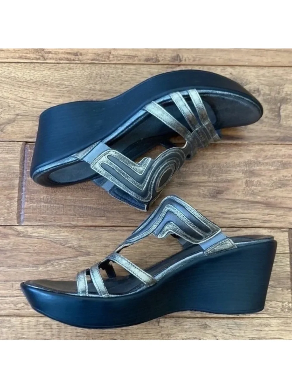 Naot Metallic Pewter Platform Wedge Slide Sandals Comfort Size 41